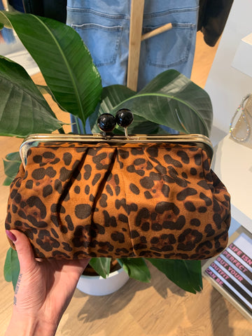 Pochette leopardata